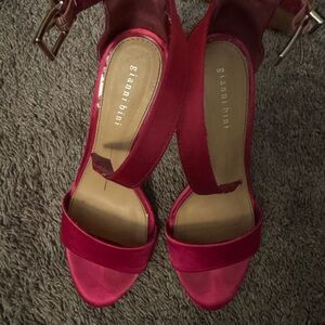 Size 7 hot pink heels